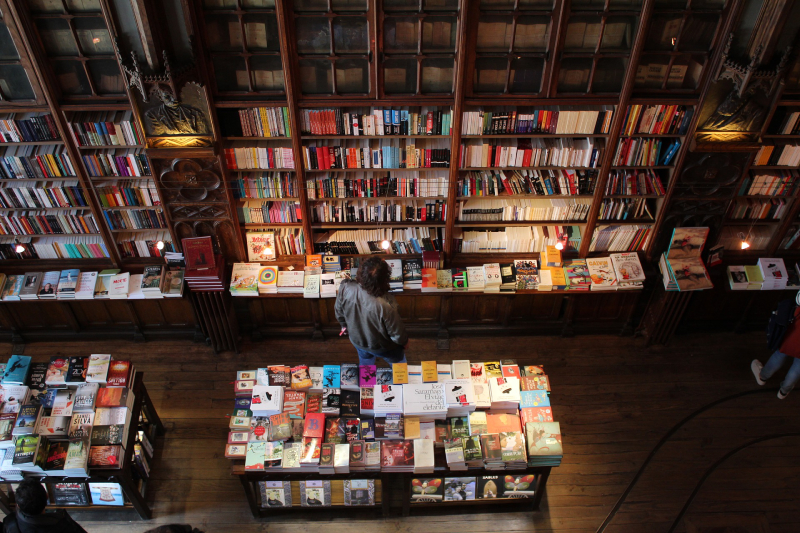 Con motivo del Día de las Librerías destacamos la importancia de estos negocios.