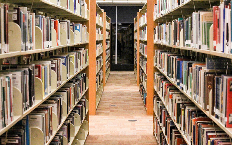 El libro en papel resiste frente a otros formatos durante la pandemia